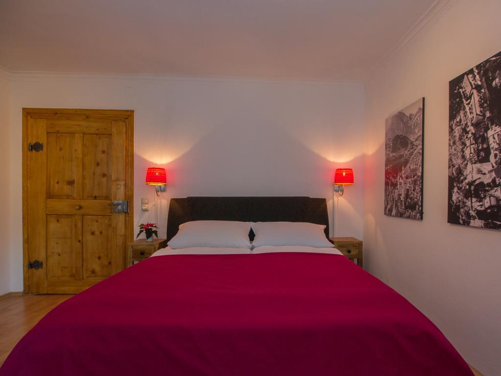 Altstadt Ferienwohnung Guade Zeit Fussen Bagian luar foto